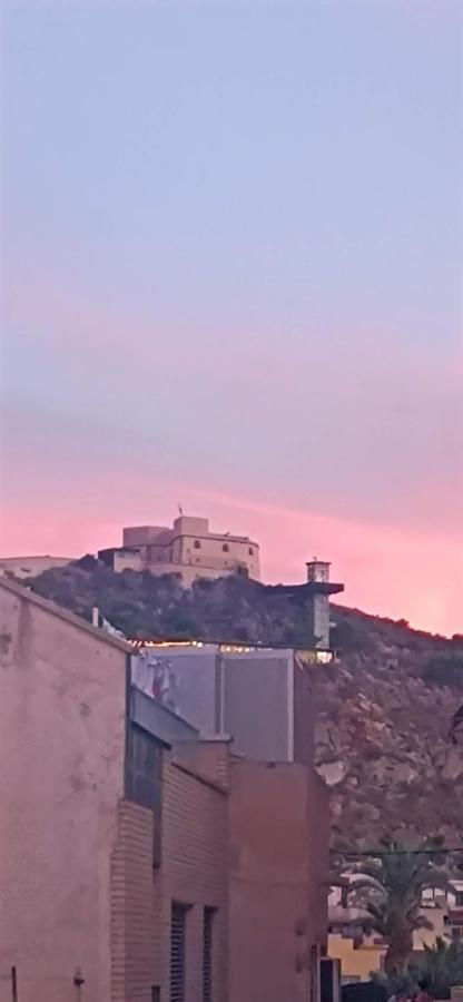 Mawilec, Centre, Plage, Port, Garage Aguilas Luaran gambar